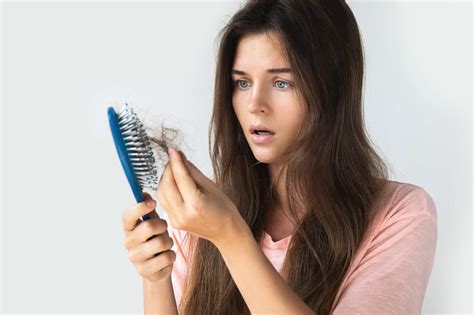 5 Possible Reasons Your Hair Is Thinning