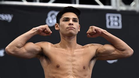 Ryan Garcia Caught Cheating When Boxing Star Garcias Pregnant Fiancee