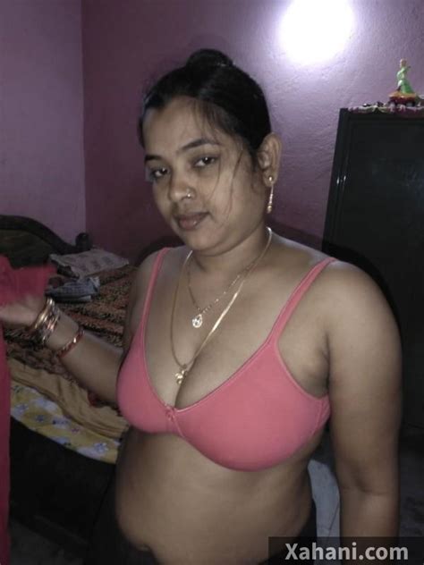 Big Boobs And Bade Bhonsde Wali Aunty Ki Desi Porn Pics