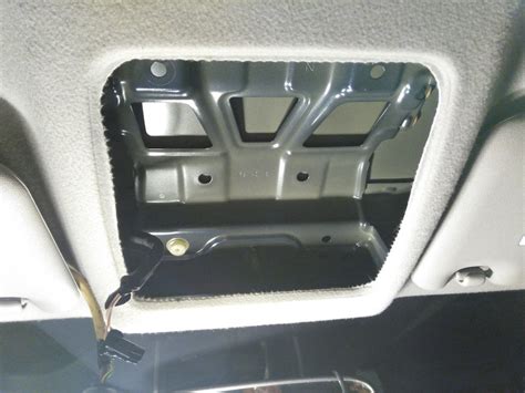 Подключение регистратора к зеркалу заднего вида — Toyota RAV4 (III), 2 ...