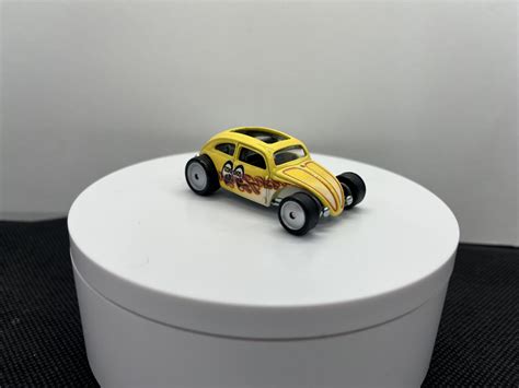 2021 Hot Wheels Custom Volkswagen Beetle Car Culture 2 Pack Mooneyes Volkswagen