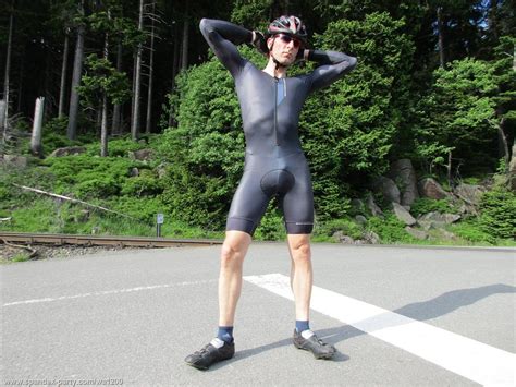 Lycra Gay Men Di Mattina Presto Eccoci Tornati Qui Buongiorno A Tutti Gli Amici Del Blog