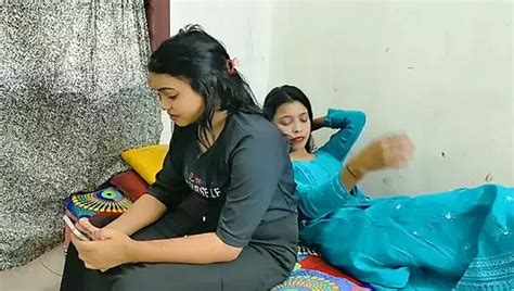 Desi Gf Bf Unmarried Sex In Oyo Mms Xxx Desi Village Gf Tight Pussy Fuck Xhamster