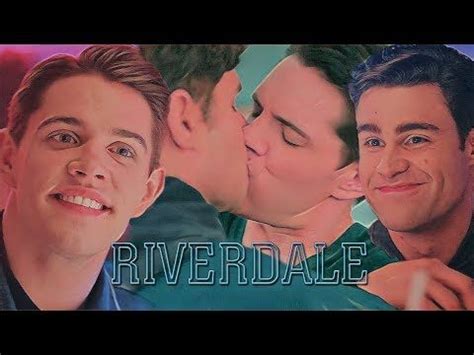 Kevin And Moose Relationship Part First Gay Kiss All Their Scenes From Season