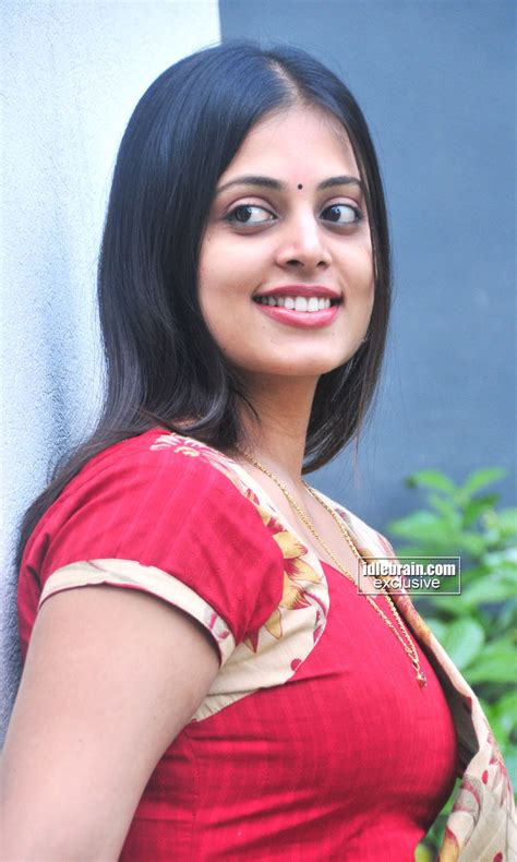 Hot New Pictures Sindhu Menon Hot Images