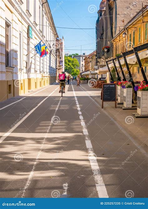 Activists fight for Church Avenue bike lanes during a city meeting 27