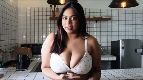 Chubby Desi MILF Creampie