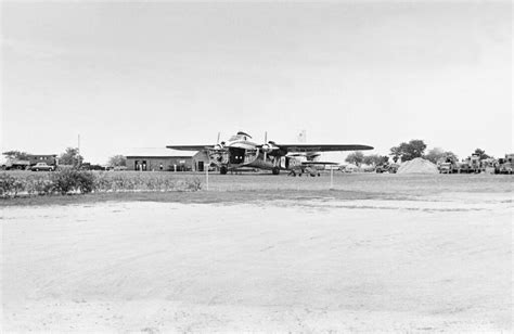 C Rnzaf Sqn Bristol Freighter Nz On The Hardsta Flickr