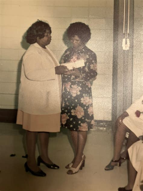 This is what to expect when planning services at Kemp Funeral Home 22