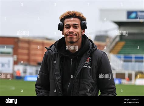 Hartlepool Uk 08th Jan 2022 Jordan Gabriel 4 Of Blackpool Arrives