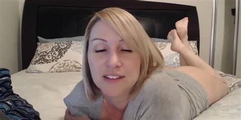 Horny Gorgeous Mother Masturbating On Camshow Tnaflix