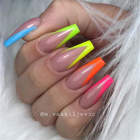 U As Acrilicas De Colores Neon Neon Fuego Degradado Unas De Gel