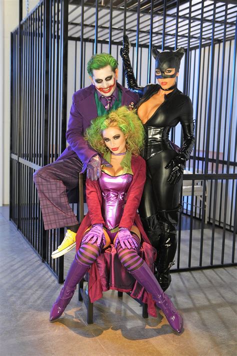Hot Catwoman In A Sexy Halloween Photoshoot With Joker Photos
