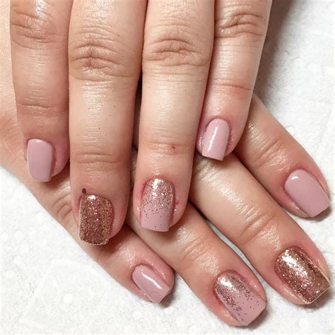 Style Me Nude Nails Rose Gold Glitter Rose Gold Pretty Nails Gel Nails Russian Manicure