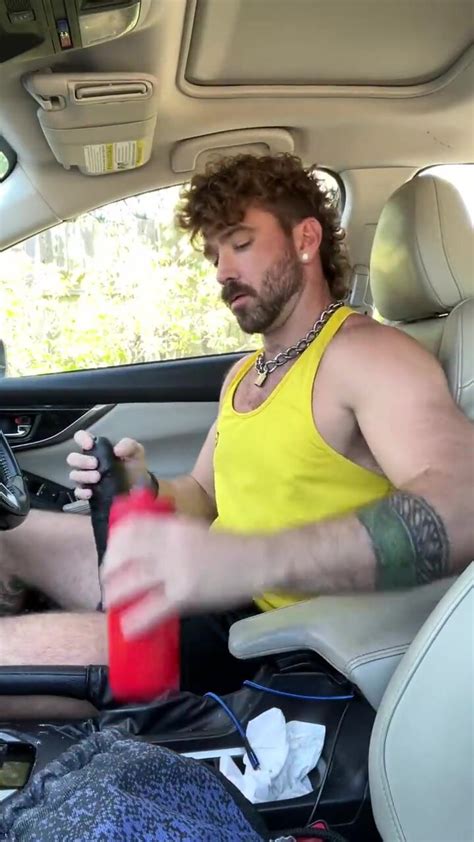 Anal Insertion 0261 ThisVid