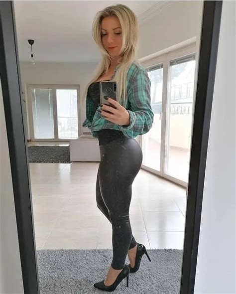 Mistress Is Bored So Dm Lets Vibe Making You Horny And Making You Smile Are My Two Favorite