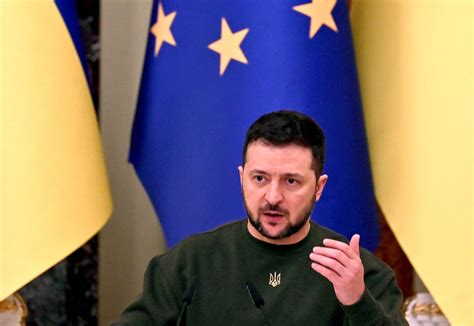 Em giro pela Europa Zelensky chega à Itália onde se reúne a