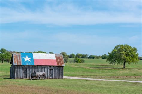 4 Quaint Towns Around Austin, TX