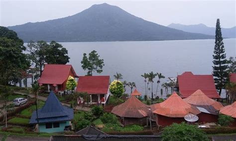 danau ranau intip keindahan danau eksotis  oku selatan itrip