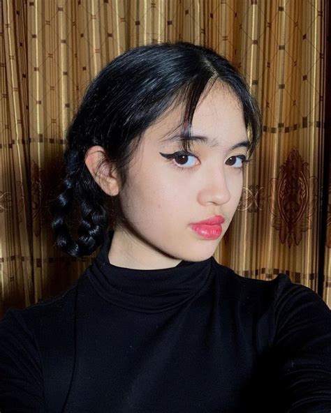 beautiful charms  marlina shinta  daughter  gusti randa