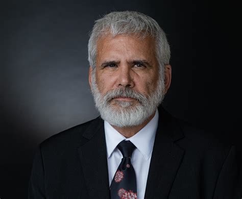 You won't believe how alain robert trains for his stunts 15