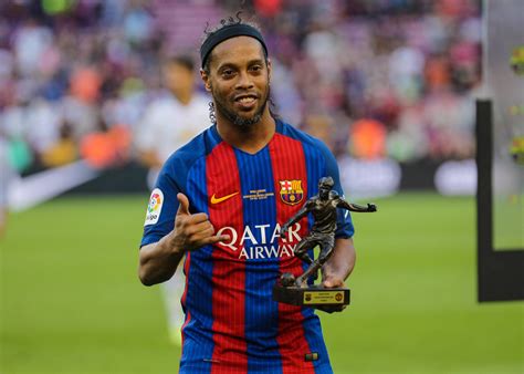 Ronaldinho Net worth, Ronaldinho age, Best of Ronaldinho, Ronaldinho