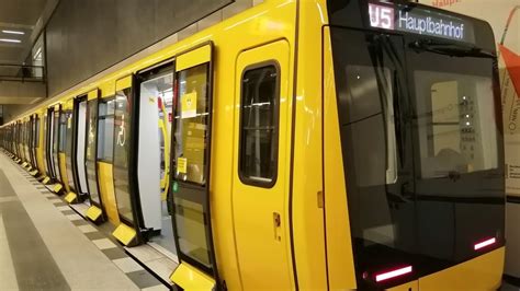 U Bahn Berlin Mitfahrt Von Alexanderplatz Bis Hauptbahnhof Im Ik Auf