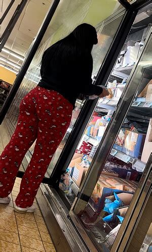 Big Butt Latina In Pajamas AGAIN Ass Forum