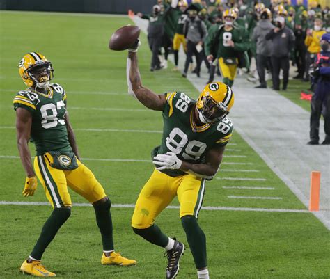 Marcedes Lewis felt his time in Green Bay ended too soon and calls