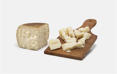 Pecorino Queso De Oveja Toscano Dop Curado La Cascina Della Tarantella