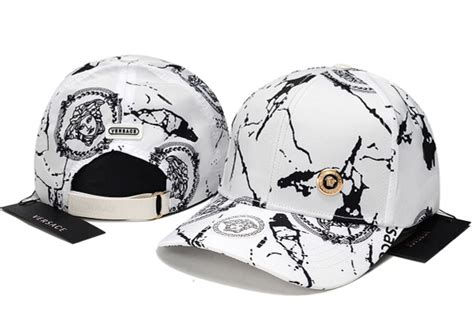 Бейсболка Versace - купить с доставкой по выгодным ценам в интернет ...