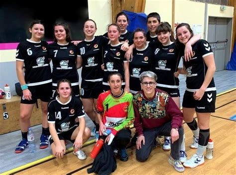 Millau Handball Les Seniors Filles Renouent Avec La Victoire