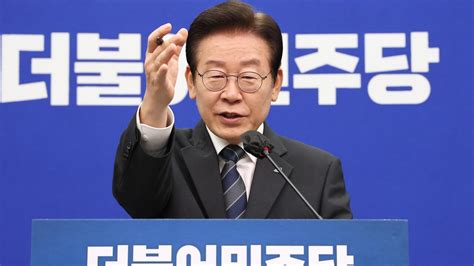 민주당 이재명 연임 위한 명비어천가로 전대 흥행 쉽지 않을 듯