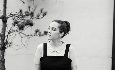 bess atwell     gigantic