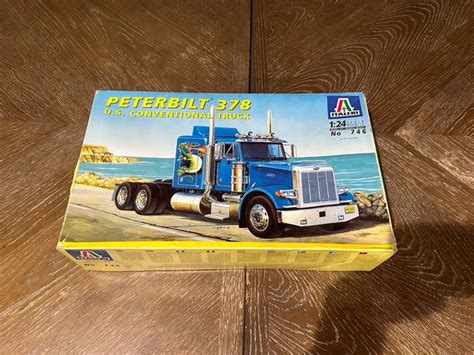 Italeri Peterbilt A E Big Rig Plastic Truck Model Kit New My XXX Hot Girl