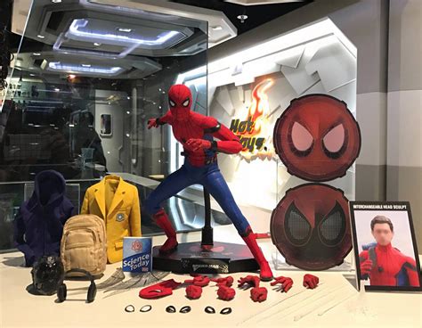 Новая фигурка Человека Паука от Hot Toy GeekCity