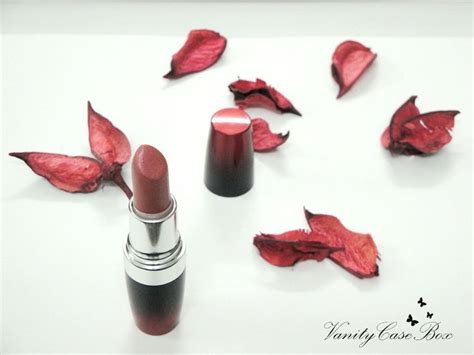 Avon Ultra Color Rich Rubies Lipstick In Noble Nude Review And Swatch