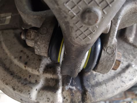 Замена плавающих сайлентблоков — BMW 5 series (F10), 2 л, 2012 года ...