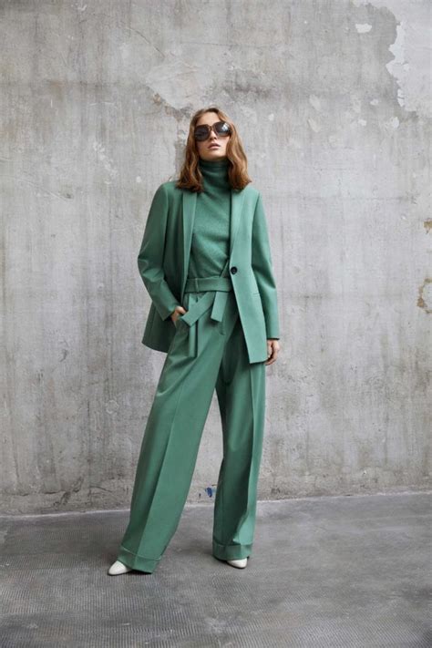 Pin by Viktoria Vika on Костюм | Fall winter fashion trends, Ready to ...