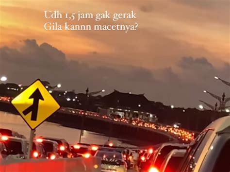 Viral Macet Panjang Di Tol Bali Mandara Kendaraan Tak Bergerak Banyak