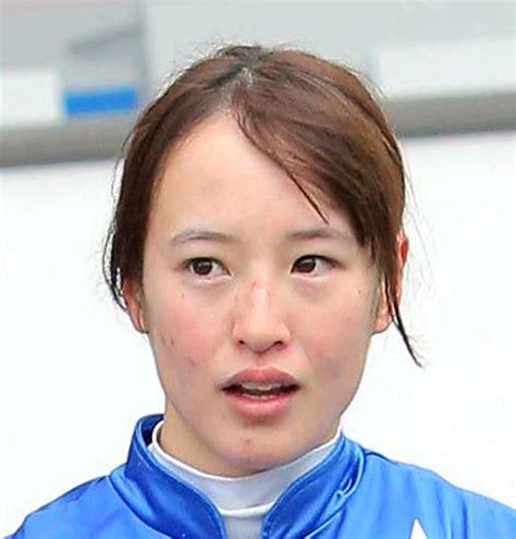 藤田菜七子騎手が落馬で左鎖骨骨折 2月末からの海外レース参戦は断念 Umatoku 馬トク