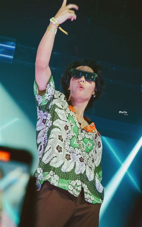 𝙹𝚎𝚏𝚏 𝚂𝚊𝚝𝚞𝚛 Actors Gay love It cast