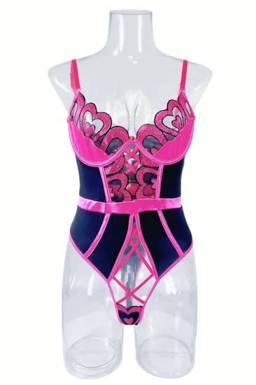 Heart Shaped Lace Embroidery Deep V Cross Lace Design Tights Sexy Lingerie Girls Underwear And