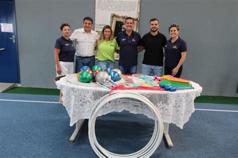 Ginástica Rítmica do Projeto Viva a Vila foi contemplado materiais