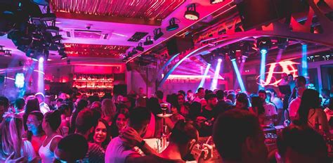 纽约海滩俱乐部 克里特岛同性恋友好的日间酒吧和夜总会 Travel Gay