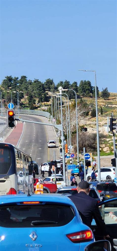 Neurone Intelligence on Twitter Israël Une attaque à la voiture