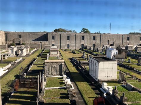 Burial Records and Visitor Information for St John Cemetery 16