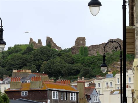 Hastings Castle Steve Daniels Cc By Sa 2 0 Geograph Britain And