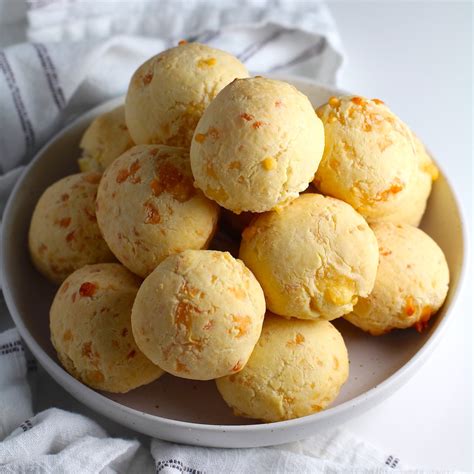 Gluten Free Brazilian Cheese Bread Pāo De Queijo Easy Brazilian Food