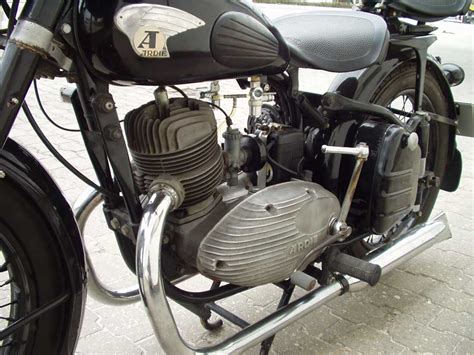 Motorräder aus Nürnberg: ARDIE B 250